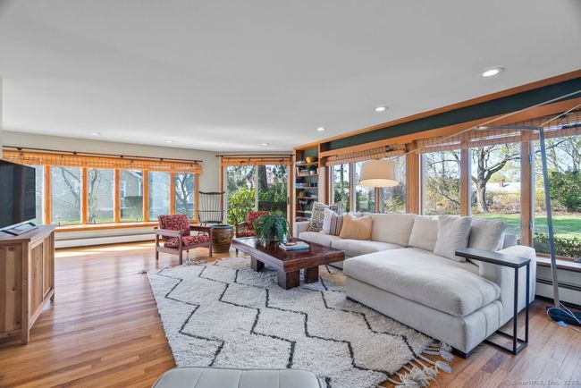 57 Lynde St, House other with 3 bedrooms, 2 bathrooms and null parking in Old Saybrook CT | Image 8