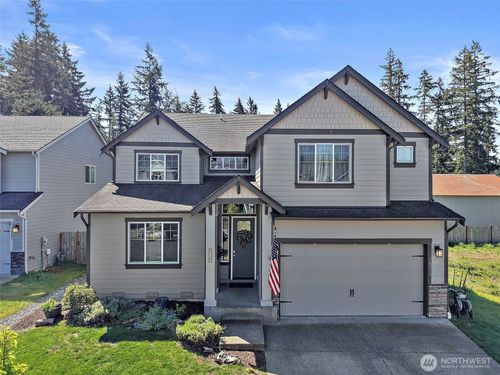 18215 Se 248th St, Covington, WA, 98042-4899 | Card Image