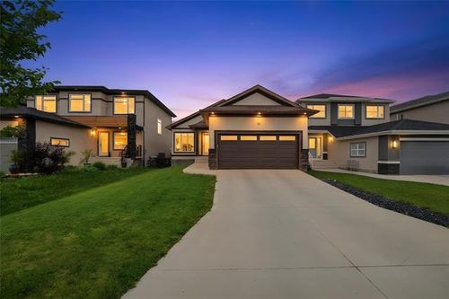 30 Liba Way, Winnipeg, MB, R3W0M7 | Card Image