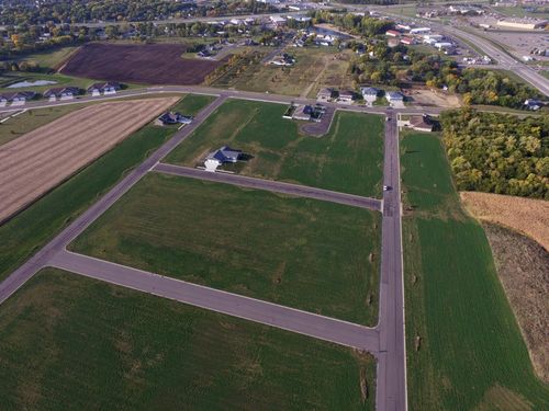 1506 Quartzite Cir, Marshall, MN, 56258-5541 | Card Image