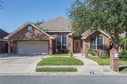 7415 N 16th Ln, Mcallen, TX, 78504-3273 | Card Image