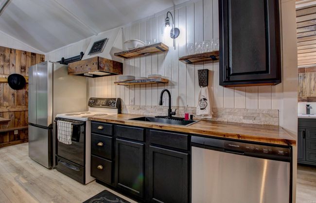 164 Roxie Ln, House other with 3 bedrooms, 2 bathrooms and null parking in Greers Ferry AR | Image 20