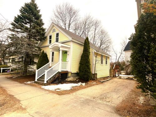 55 Centre St, Concord, NH, 03301-4244 | Card Image