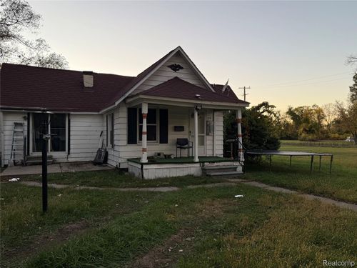 720 Magnolia Dr, Inkster, MI, 48141-3311 | Card Image