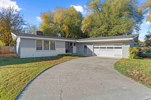 12008 E 26th Ave, Spokane Valley, WA, 99206-5794 | Card Image