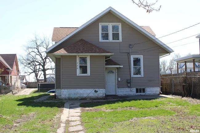 728 W 14 Th St, House other with 4 bedrooms, 2 bathrooms and null parking in Davenport IA | Image 5