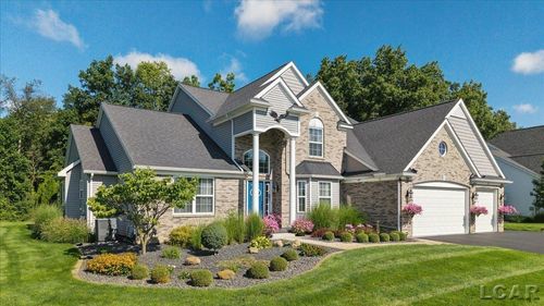 4414 Mckenna Dr, Adrian, MI, 49221-9016 | Card Image