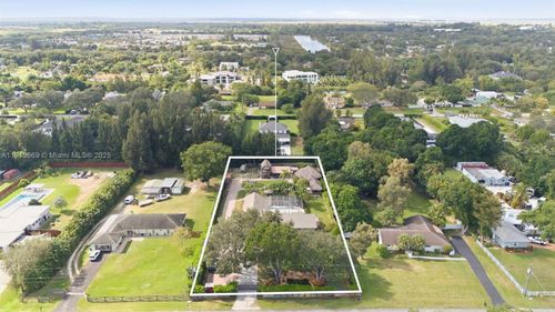 5601 Sw 195th Ter, Southwest Ranches, FL, 33332-1222 | Card Image