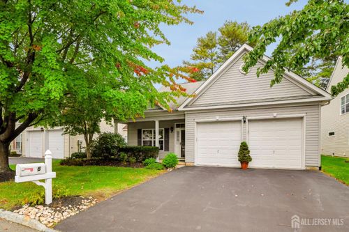8 George W Helme Dr, Helmetta, NJ, 08828-1175 | Card Image