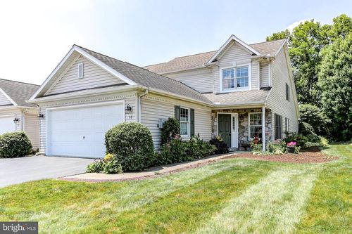 16 Hemlock Dr, Maytown, PA, 17550-9709 | Card Image