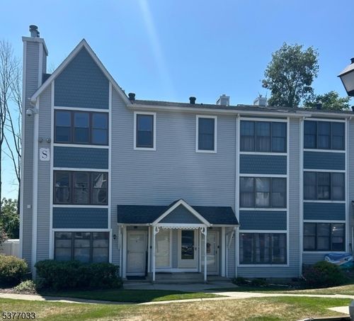45 Burlington Ct, Hamburg, NJ, 07419-1320 | Card Image