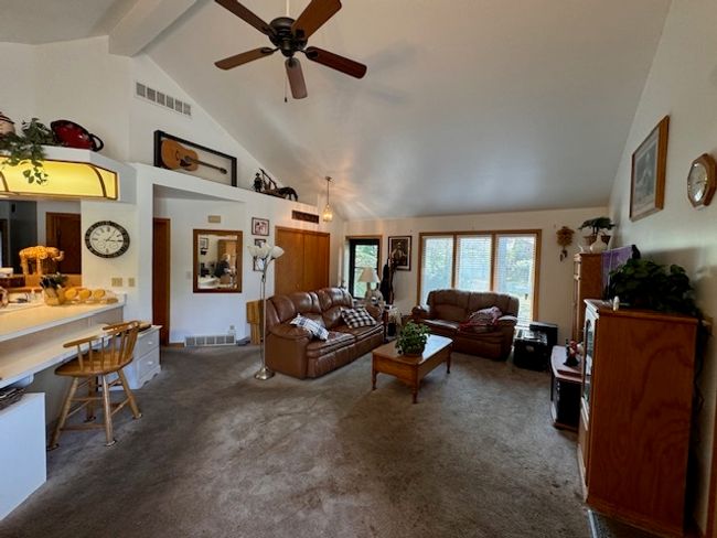 UNIT-603 - 6211 Maple St, Condo with 2 bedrooms, 2 bathrooms and 6 parking in MARENGO IL | Image 6