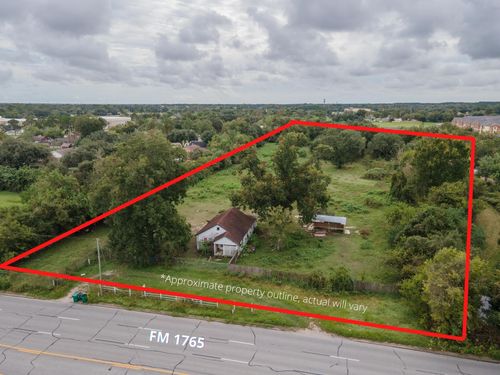 3715 Texas Ave, La Marque, TX, 77568-3211 | Card Image