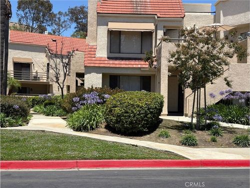 65 Largo St, Laguna Niguel, CA, 92677-4806 | Card Image