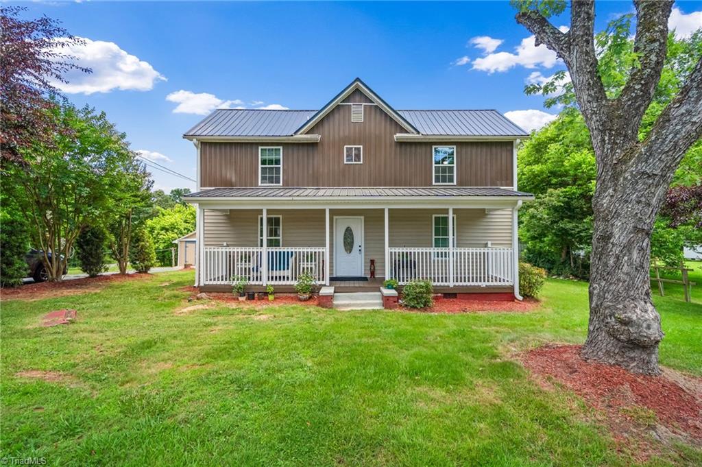 Sunrise Ave, Franklinville, NC 27248