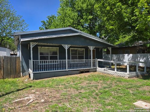 301 Ingram Loop, ingram, TX, 78025-3211 | Card Image