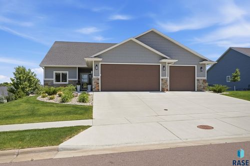 112 N Piper Dr Drive, Sioux Falls, SD, 57110 | Card Image