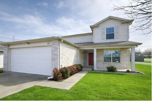 215 Spruce Dr, Kyle, TX, 78640-5729 | Card Image