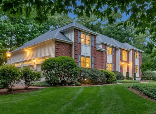 4 Wagon Wheel Rd, North Attleboro, MA, 02760-3577 | Card Image