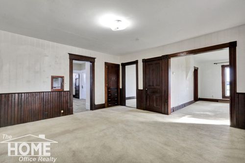 4571 6 Mile Creek Rd, Corunna, MI, 48817-9720 | Card Image