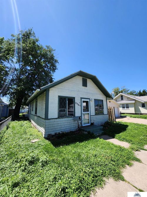 2745 4th Ave, Council Bluffs, IA, 51501-3541 | Card Image