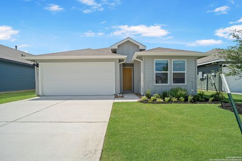 465 Payton Dr, New Braunfels, TX, 78130-0653 | Card Image