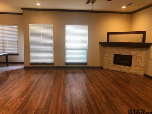 1575 Skidmore Ln, Tyler, TX, 75703-7626 | Card Image