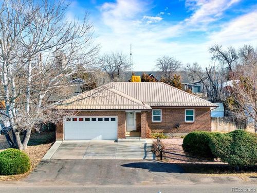 352 S Main St, Byers, CO, 80103-9799 | Card Image