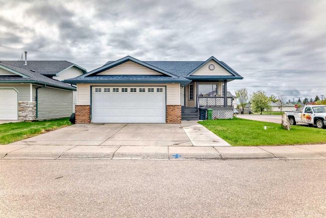 1 Madison Court, House other with 5 bedrooms, 3 bathrooms and 4 parking in Strathmore AB | Image 7