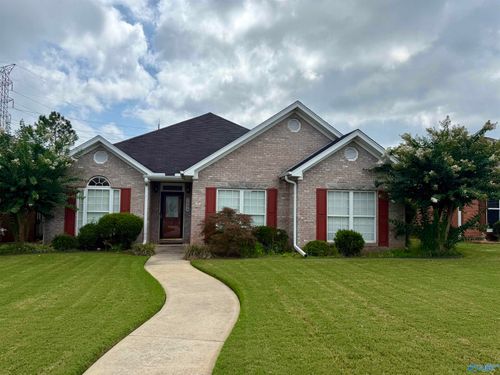 1004 Danbury Ln Se, Decatur, AL, 35601-3481 | Card Image