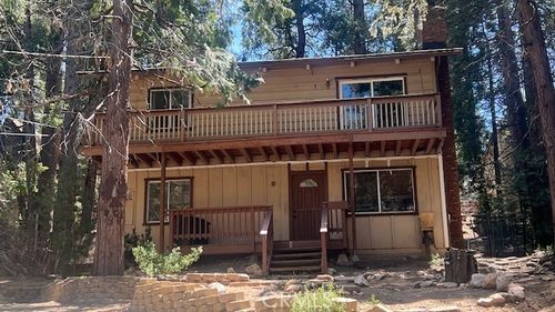 31375 Cedarwood Dr, Running Springs, CA, 92382-7430 | Card Image
