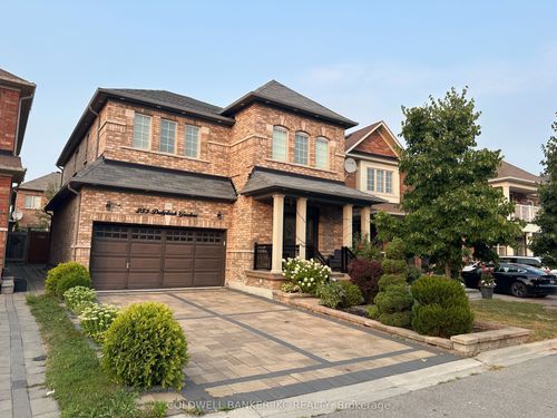 255 Dalgleish Gdns, Milton, ON, L9T6Z8 | Card Image