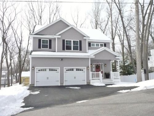 214 Dallaire St, Manchester, NH, 03104-3430 | Card Image