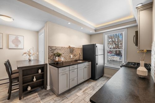 1-5-7 Vernon St, Haverhill, MA, 01835-7232 | Card Image