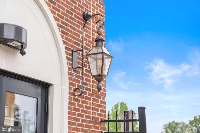 1632 Chain Bridge Rd, Townhouse with 4 bedrooms, 5 bathrooms and null parking in MCLEAN VA | Image 63