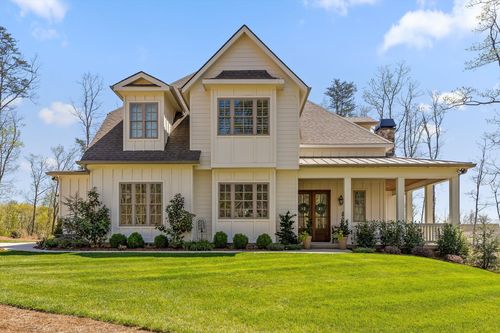 1375 Wintergreen Ln, Signal Mountain, TN, 37377-3018 | Card Image