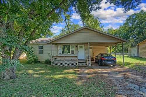 303 Hickory St, Dardanelle, AR, 72834-3151 | Card Image