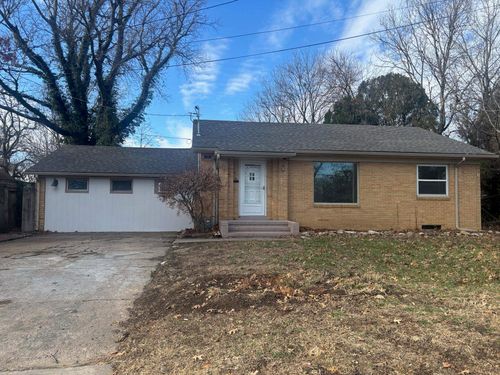 1863 S Chautauqua Ave, Wichita, KS, 67211-4739 | Card Image