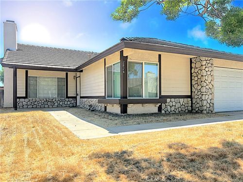 2826 San Ramon Dr, Lancaster, CA, 93535-5874 | Card Image