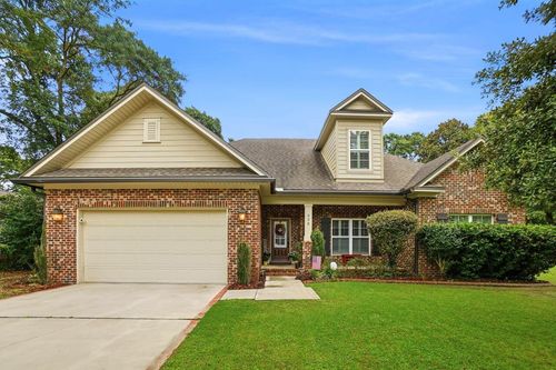 638 Country Club Ave Ne, Fort Walton Beach, FL, 32547-1762 | Card Image