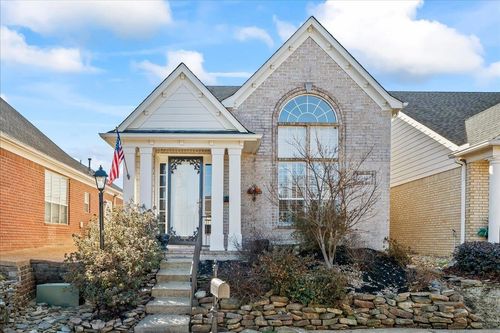 10443 Kensington Cir, Collierville, TN, 38017-3365 | Card Image