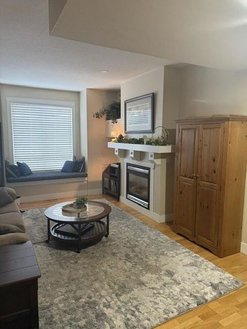 62-15030 58 Avenue, Surrey, BC, V3S9G3 | Card Image