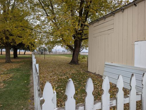 601 W Gordon St, Francesville, IN, 47946-8632 | Card Image