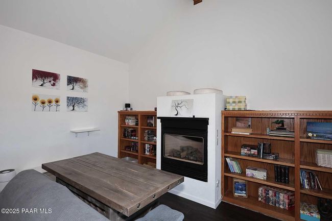 Great Room-Fireplace | Image 45