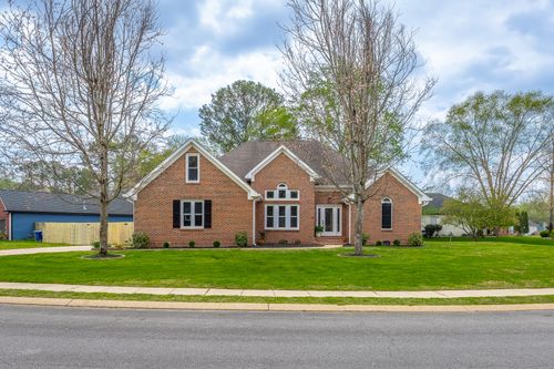 1618 Gunston Hall Rd, Hixson, TN, 37343-2576 | Card Image