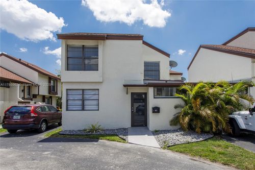 471-471 Nw 98th Ct, Miami, FL, 33172-4036 | Card Image