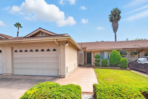 2207 Fairway Ct, Oceanside, CA, 92056 | Card Image