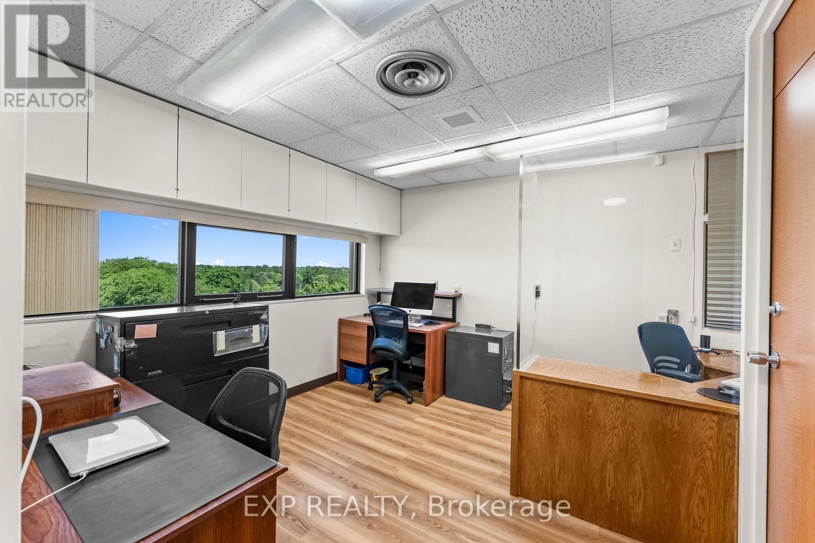Commercial Sale in Niagara Falls (Hospital) 5