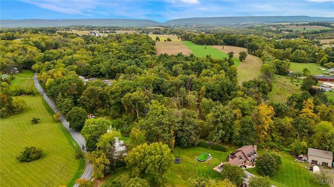898 Browntown Rd, House other with 2 bedrooms, 1 bathrooms and null parking in Nazareth PA | Image 5
