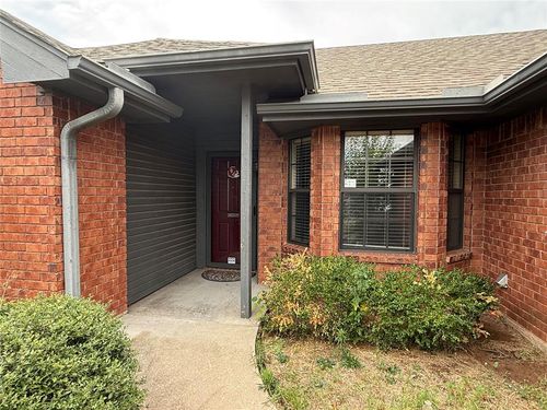 6816 Sw Drakestone Blvd, Lawton, OK, 73505-7431 | Card Image